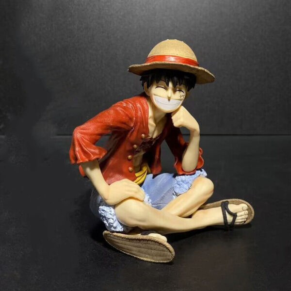 Luffy Sitting 15cm Anime Figure
